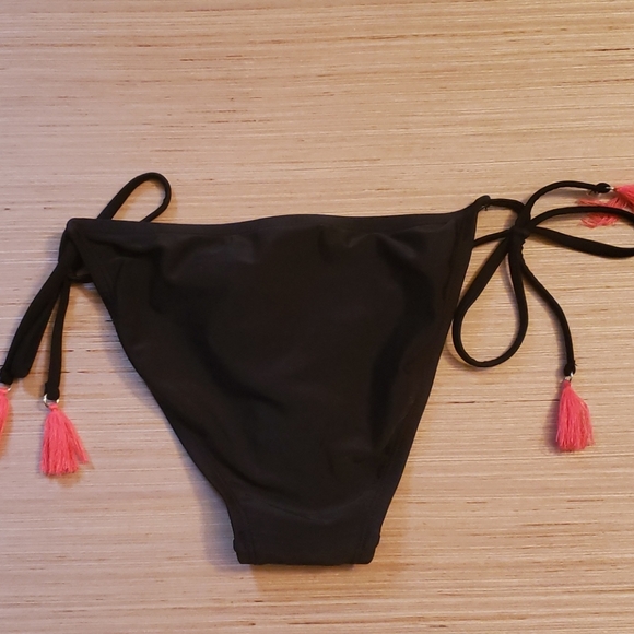 Bikini Swimsuit with tie strings - Picture 5 of 5